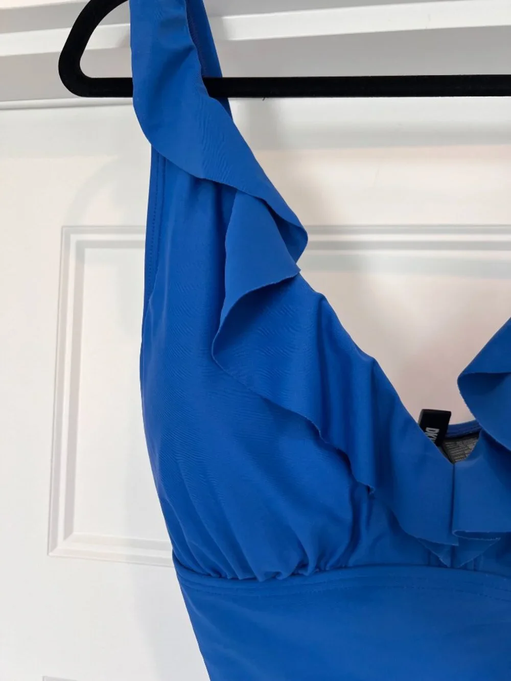 DKNY Ruffle Plunge One-Piece Swimsuit Underwire Tummy Control Cobalt Glam Size12 - Picture 4 of 10